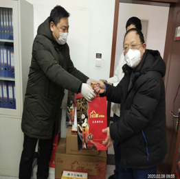 心在一起 就是團(tuán)圓