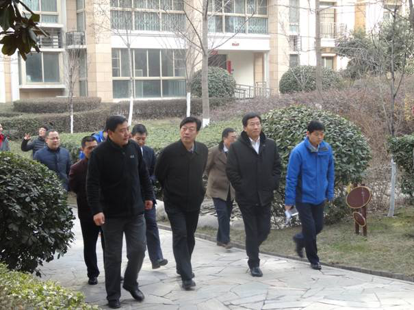 曲江新區(qū)管委會領導蒞臨【曲江6號】小區(qū)開展春節(jié)期間安全生產(chǎn)大檢查